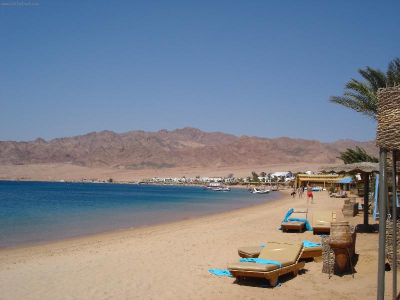 Foto: Mo�e v Dahabu-pl� u hotel� u Dahabu