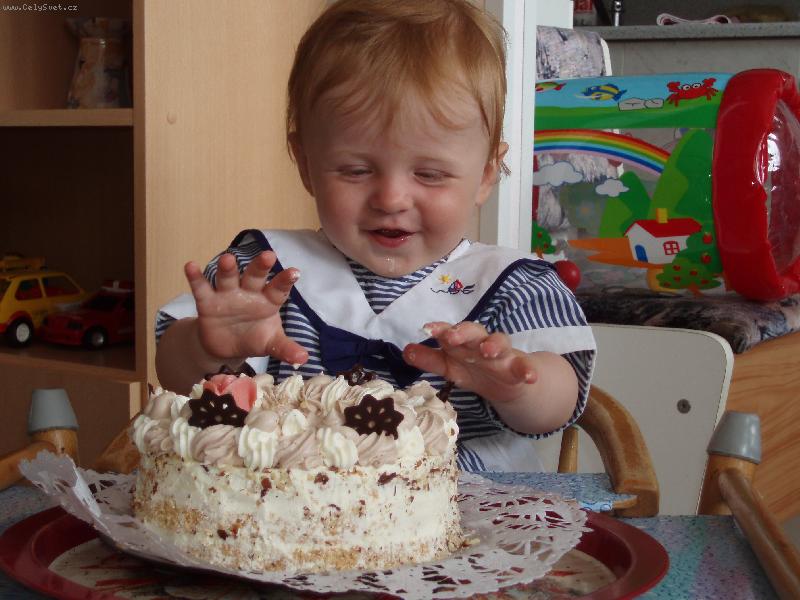 Foto: Narozeniny-D�t� a dort