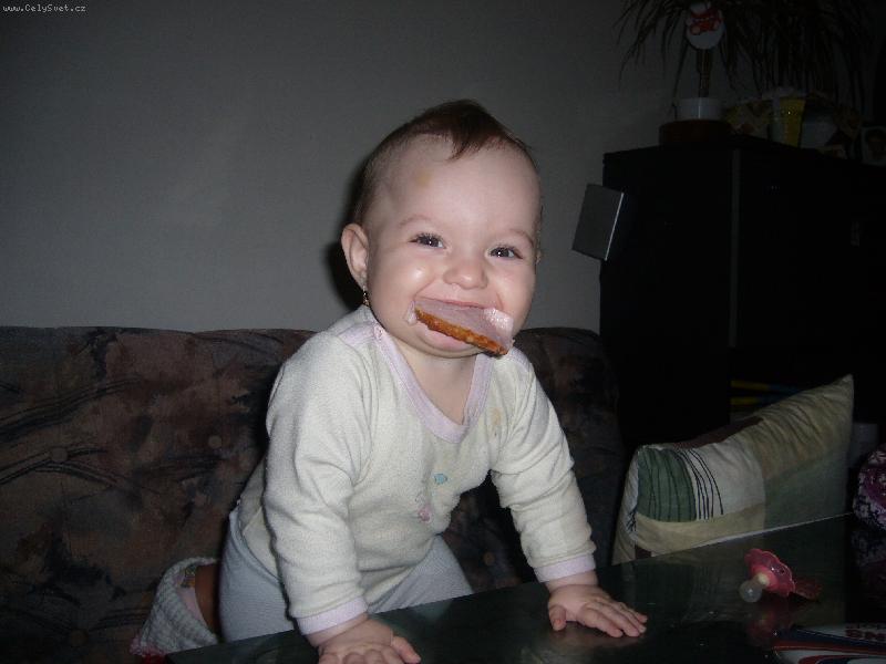 Foto: Dr�et a nepustit!!!-Na�e 10.m�s��n� S�rinka