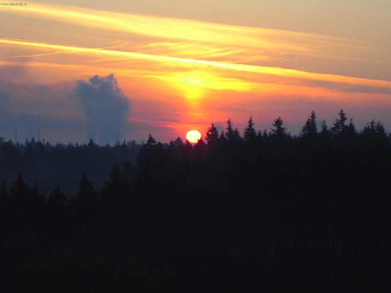 Foto: v�chod slunce-v Ostrav�