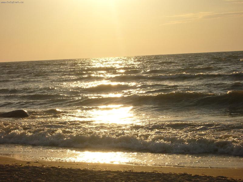 Foto: zapad slunce nad morem