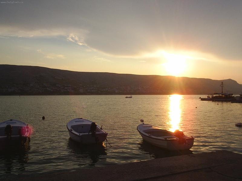 Foto: ...tak zase a� z�tra-z�pad slunce na ostrov� Pag